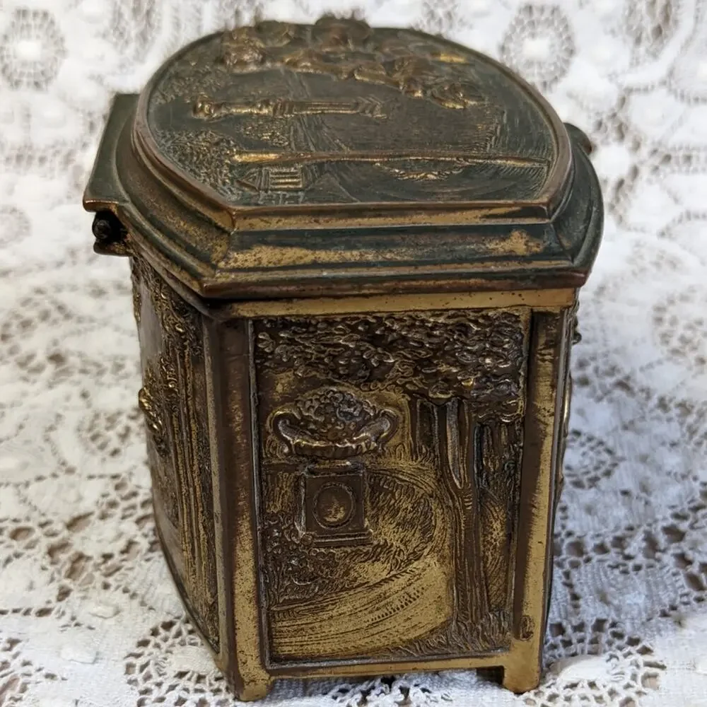 Weidlich Bros WB Mfg Co antique jewelry casket gold plated American Colonial